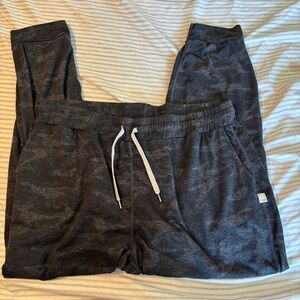 Vuori Camo Performance Jogger Pants - Gray Black Size XL